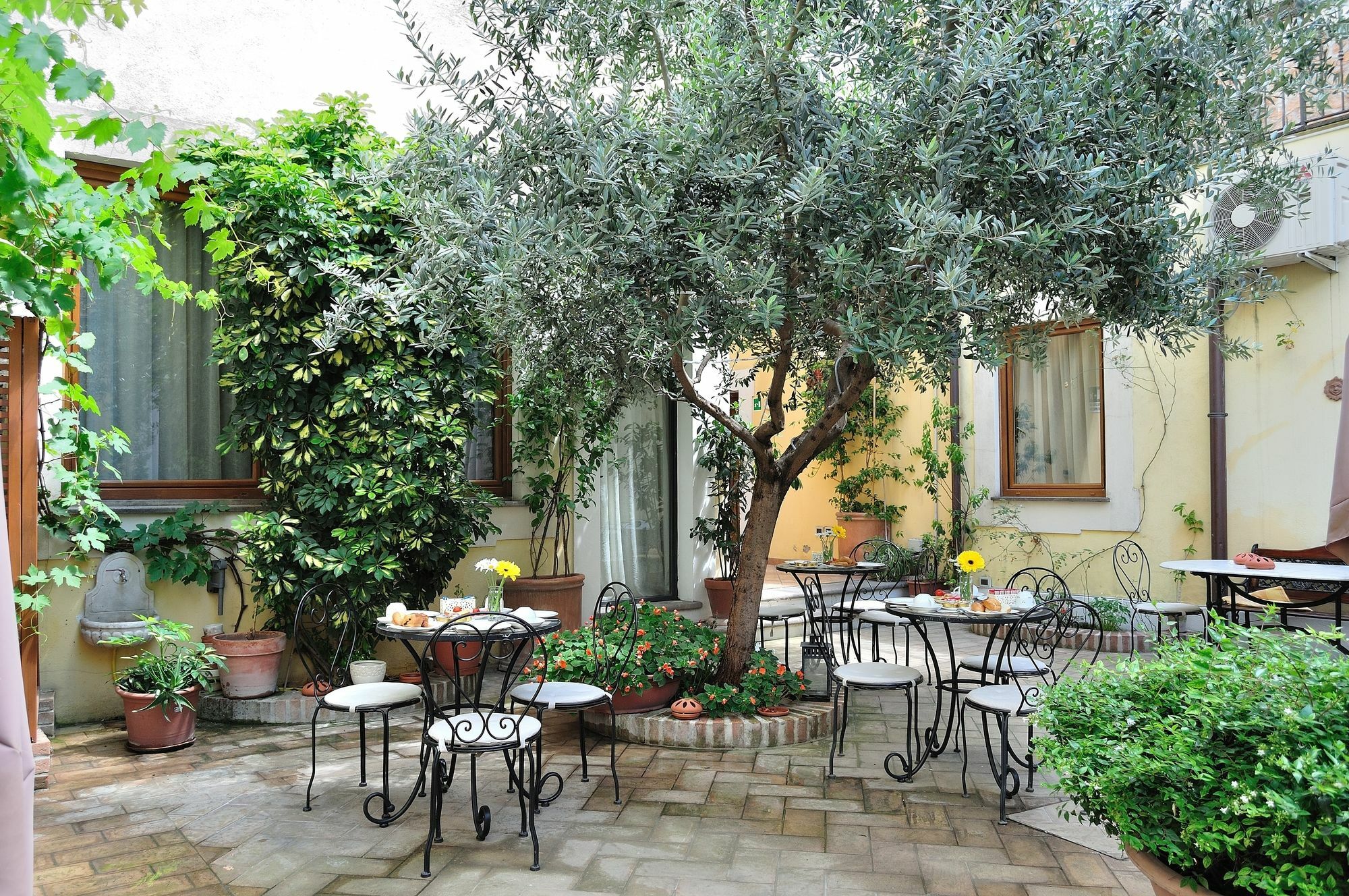 Le Clarisse Trastevere Gæstehus 3*